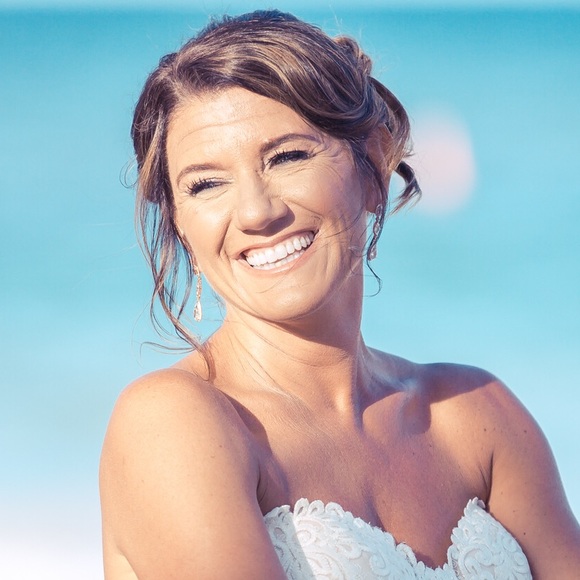 Meet your Posher, Tara - Picture 1 of 1